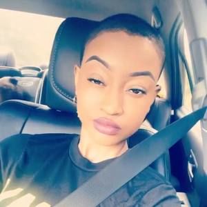 Meet your Posher, Candice